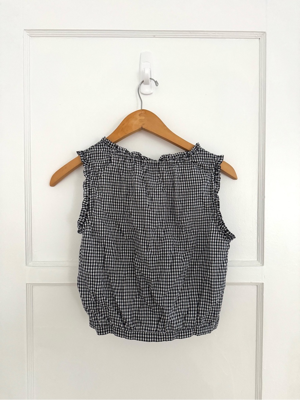 GAP x Doen Gingham Tie-Front Ruffle Crop Top - Picture 4 of 4